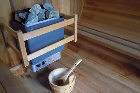 Luxury Fireplace + Sauna Διαμέρισμα